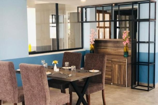 Hotel Apartel Sri Tada